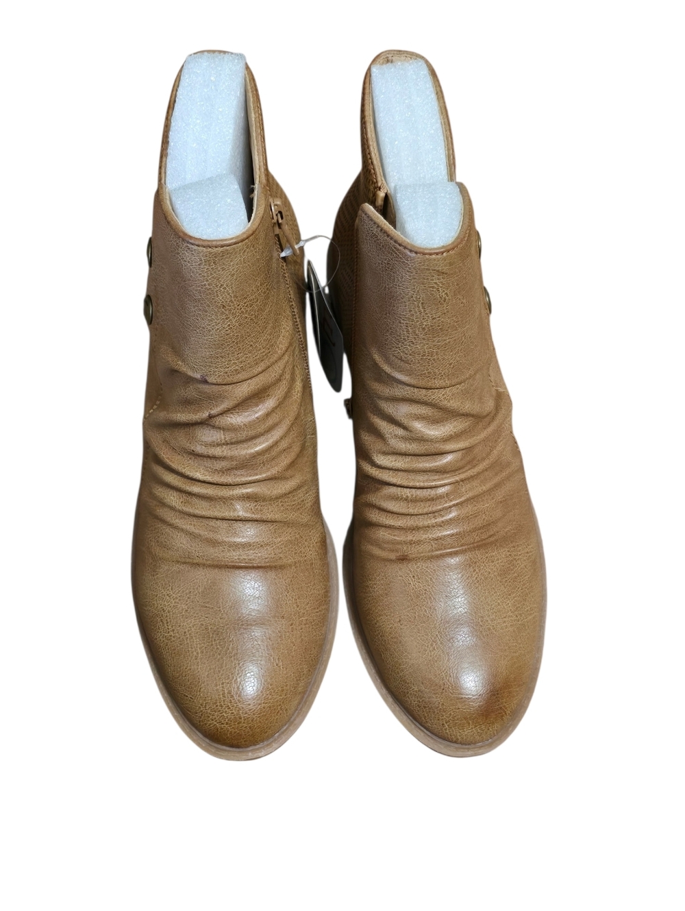 Bare Traps NWT Women’s Tan Ankle Booties